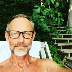 Meet your Posher, Jay